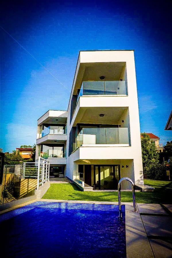 Villa Mirno More Apartments Malinska Eksteriør bilde